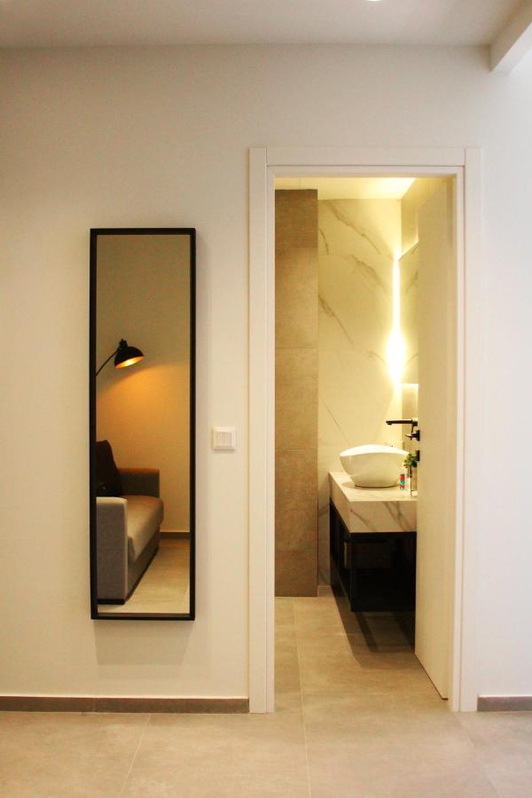 K58 Luxury Apartment Monastiraki Metro Station Acropolis Jacuzzi Atenas Exterior foto