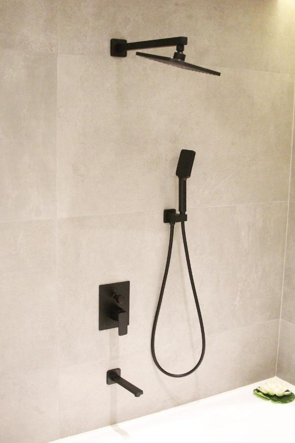 K58 Luxury Apartment Monastiraki Metro Station Acropolis Jacuzzi Atenas Exterior foto